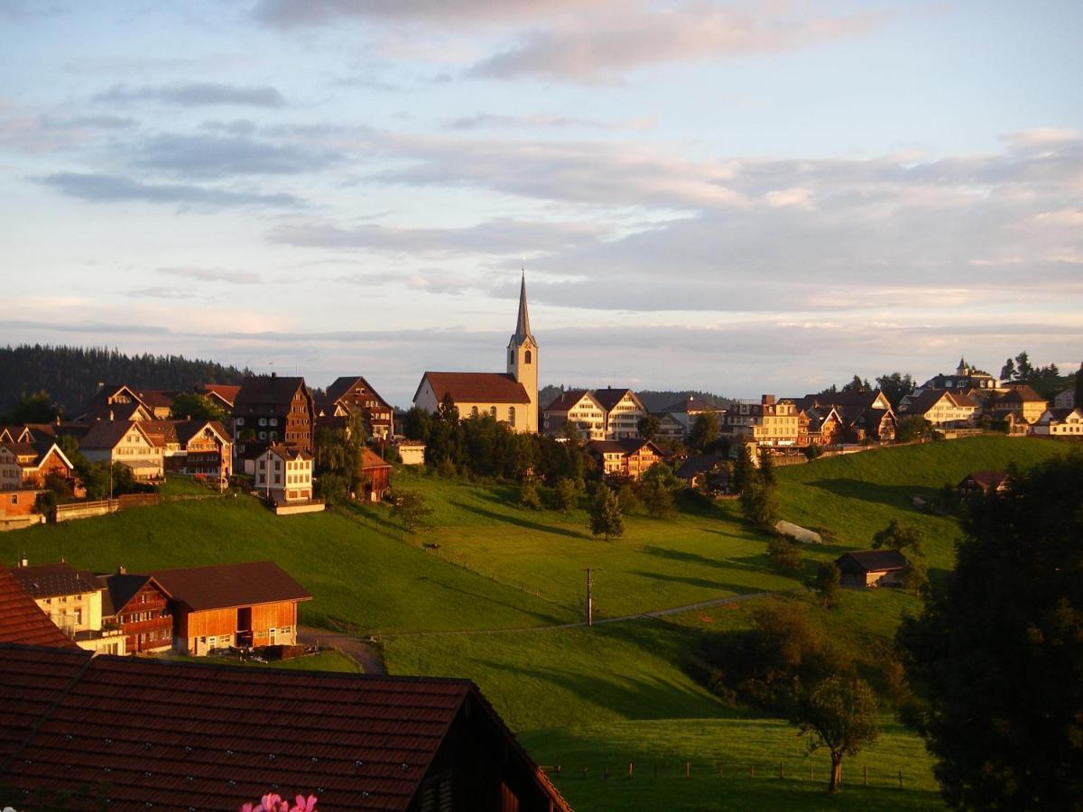 Schwellbrunn,Ferienwohnung Mit Saentissicht Exteriör bild