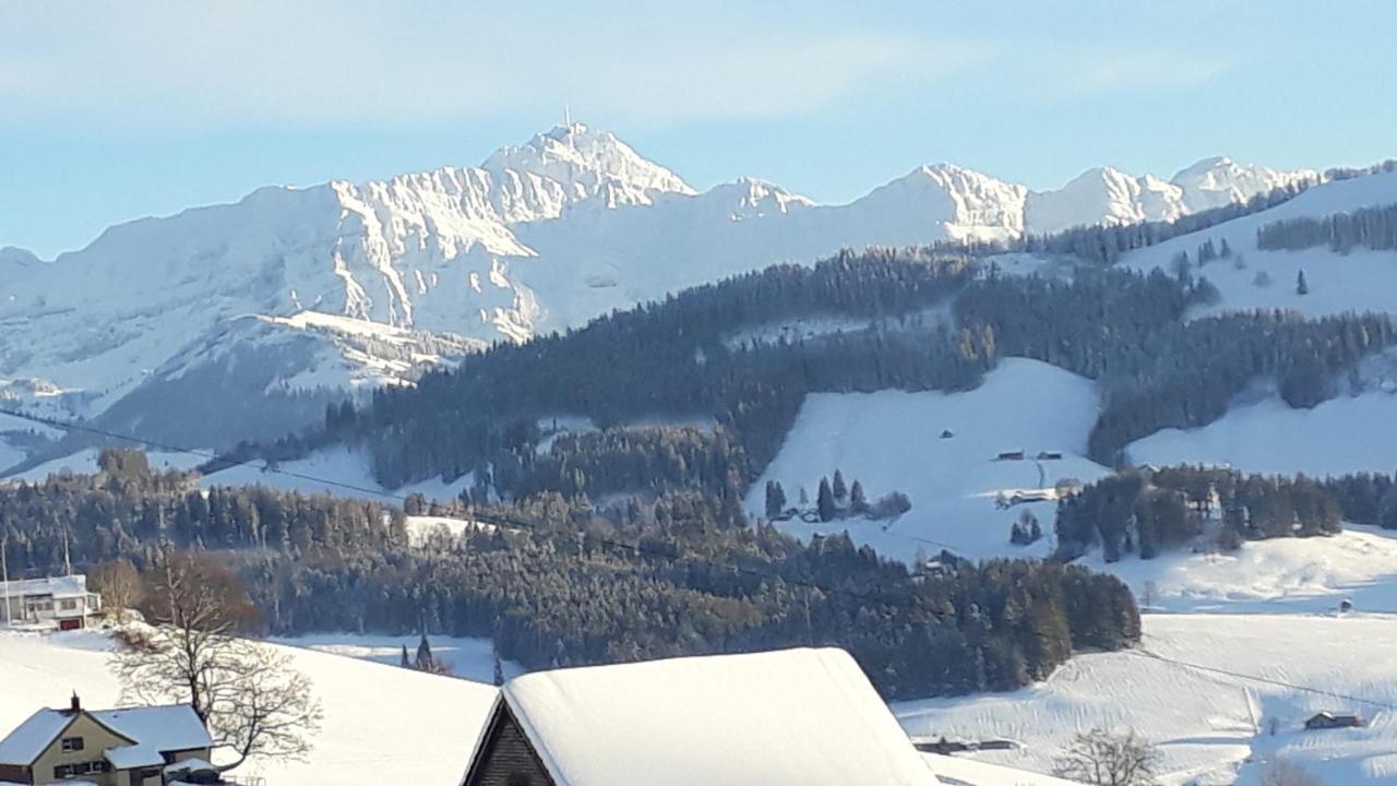 Schwellbrunn,Ferienwohnung Mit Saentissicht Exteriör bild